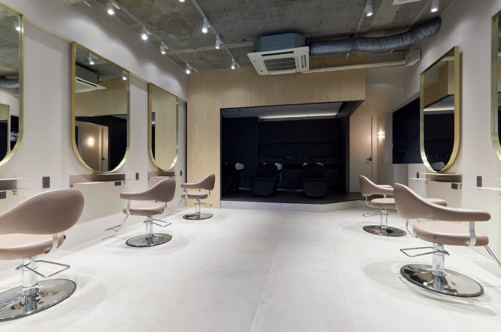 SOLAS Ryokuchiの外観・内観