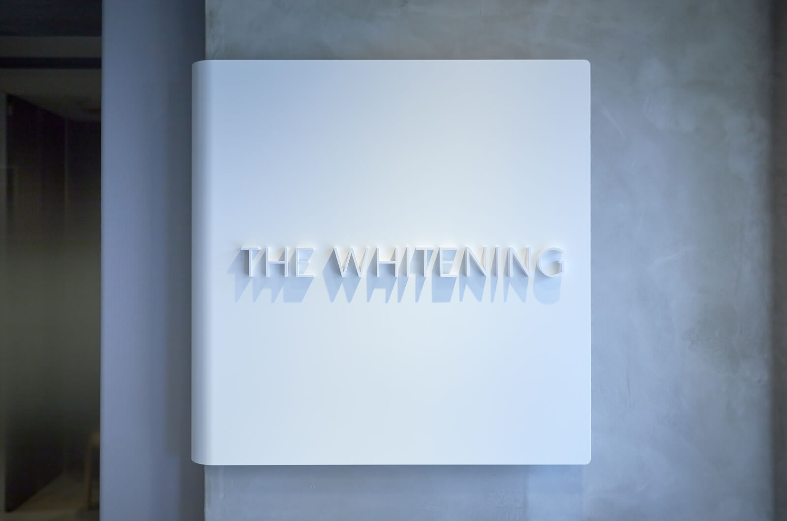 THE WHITENINGの外観・内観